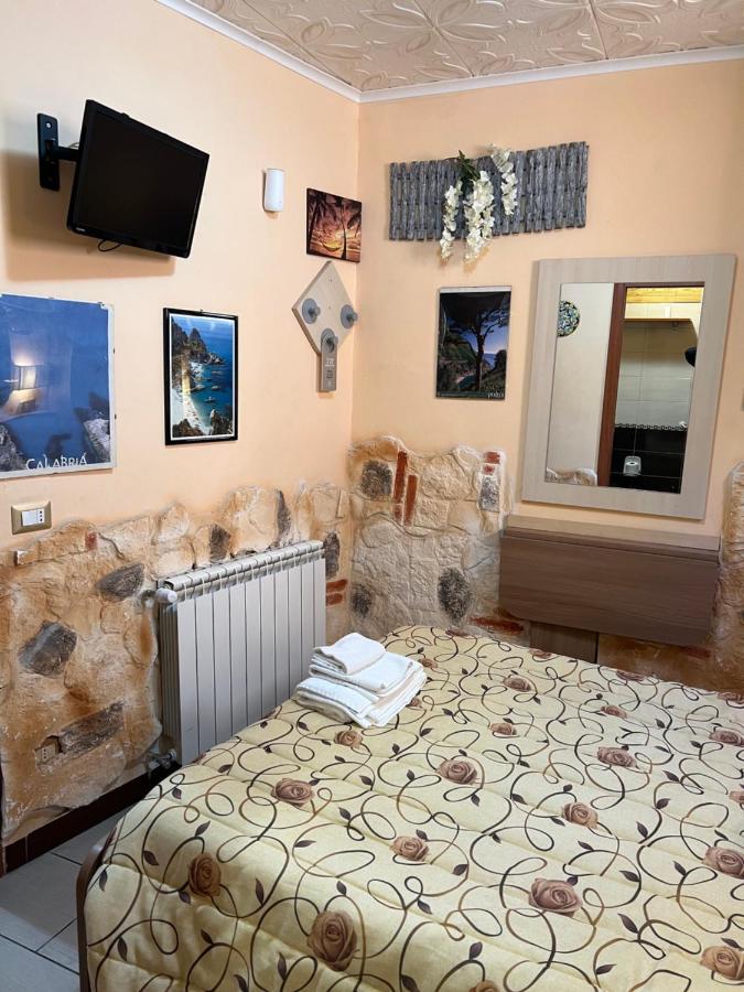 Golden Dreams B&B Ρέτζιο ντι Καλάμπρια Εξωτερικό φωτογραφία