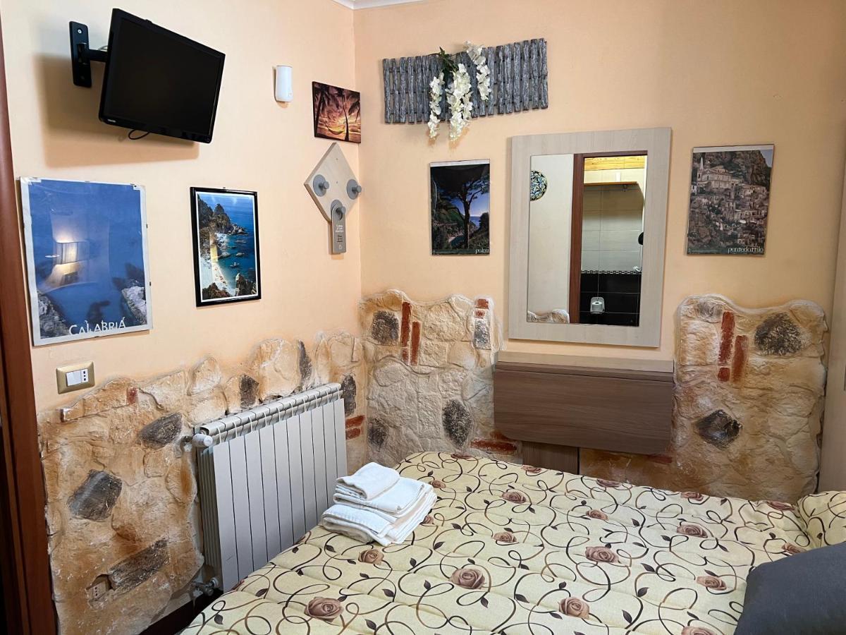 Golden Dreams B&B Ρέτζιο ντι Καλάμπρια Εξωτερικό φωτογραφία