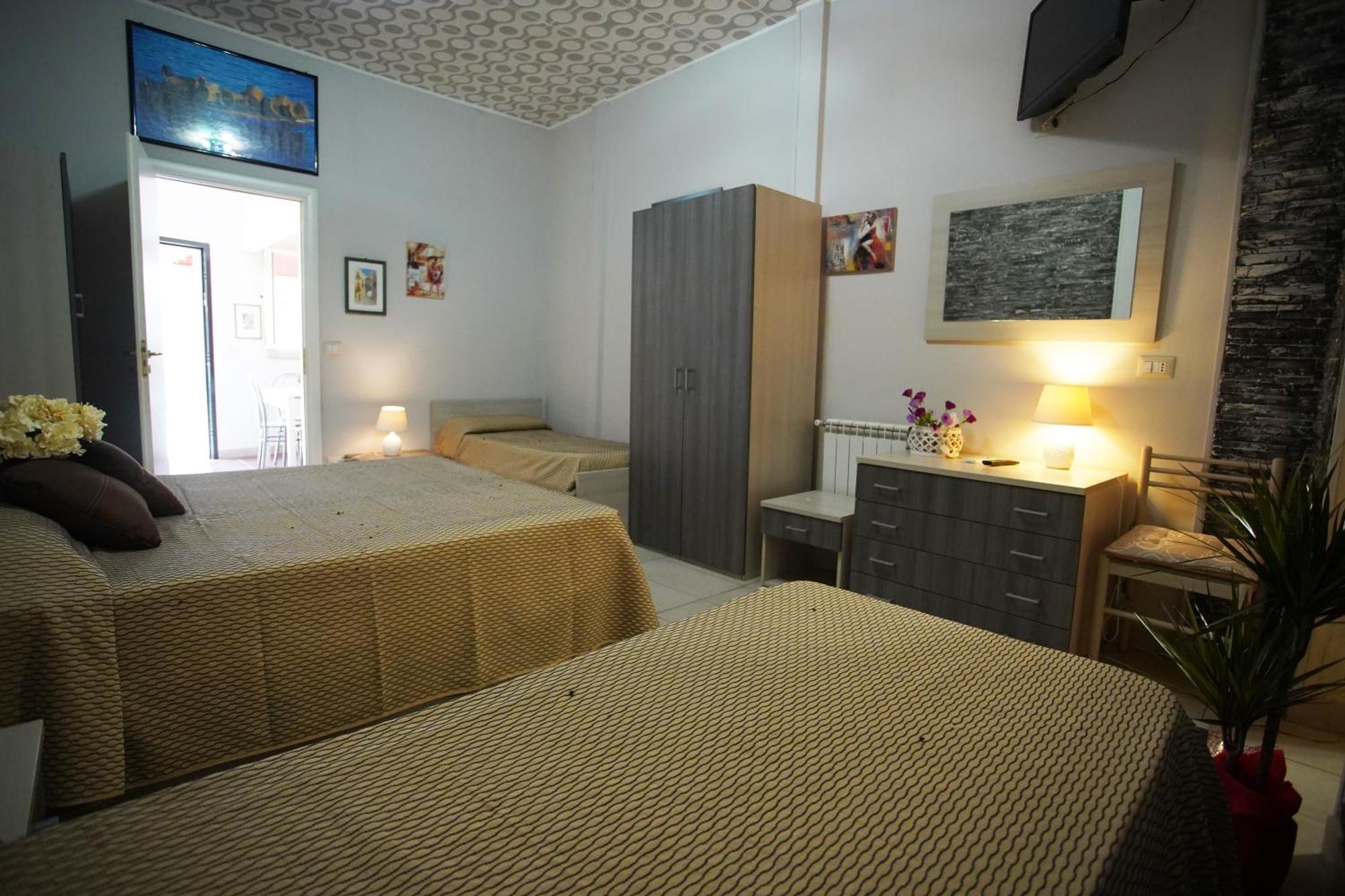 Golden Dreams B&B Ρέτζιο ντι Καλάμπρια Εξωτερικό φωτογραφία