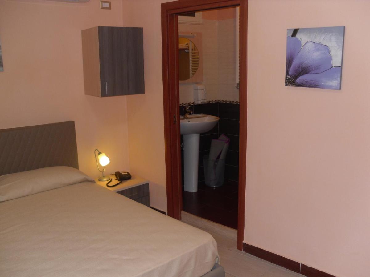 Golden Dreams B&B Ρέτζιο ντι Καλάμπρια Εξωτερικό φωτογραφία